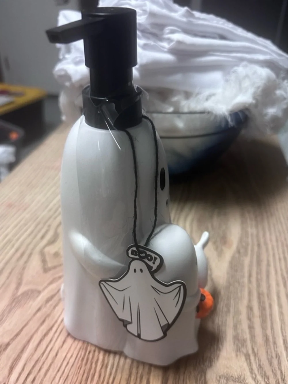 Cute Ghost Family & Puppy Halloween Soap Dispenser White Ceramic Pumpkin Spooky